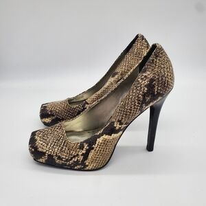 Gianni Bini Brown Tan Heels with Peep-Toe Design